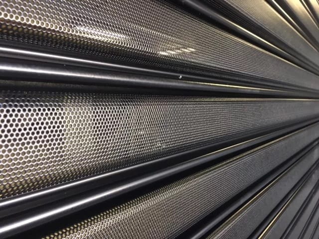 ابواب مثقبة