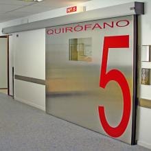 أبواب غرف العمليات