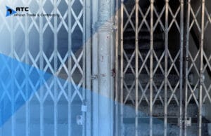 ابواب حديد منزلقة: الأناقة والمتانة في تصميم المنازل